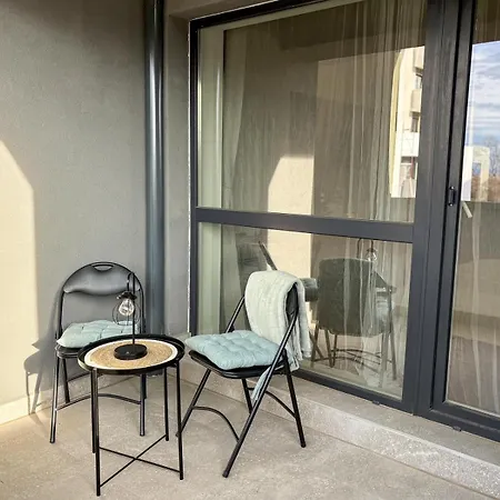 Apartment Lumo Terrace With Private Parking Near Coresi