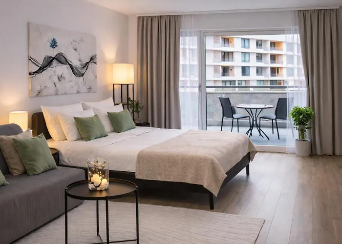 Lumo Terrace With Private Parking Near Coresi