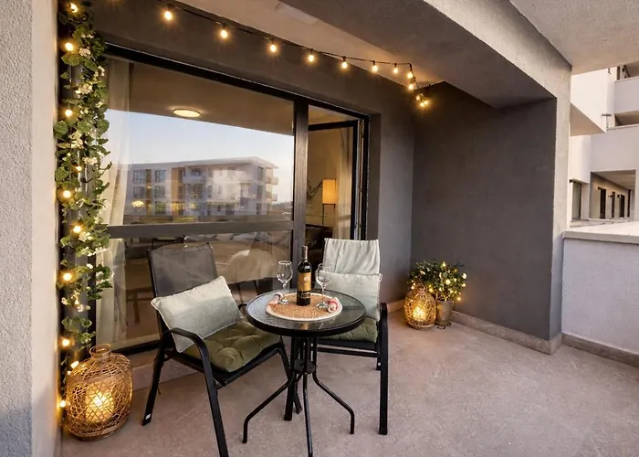 Lumo Terrace With Private Parking Near Coresi Апартаменты *